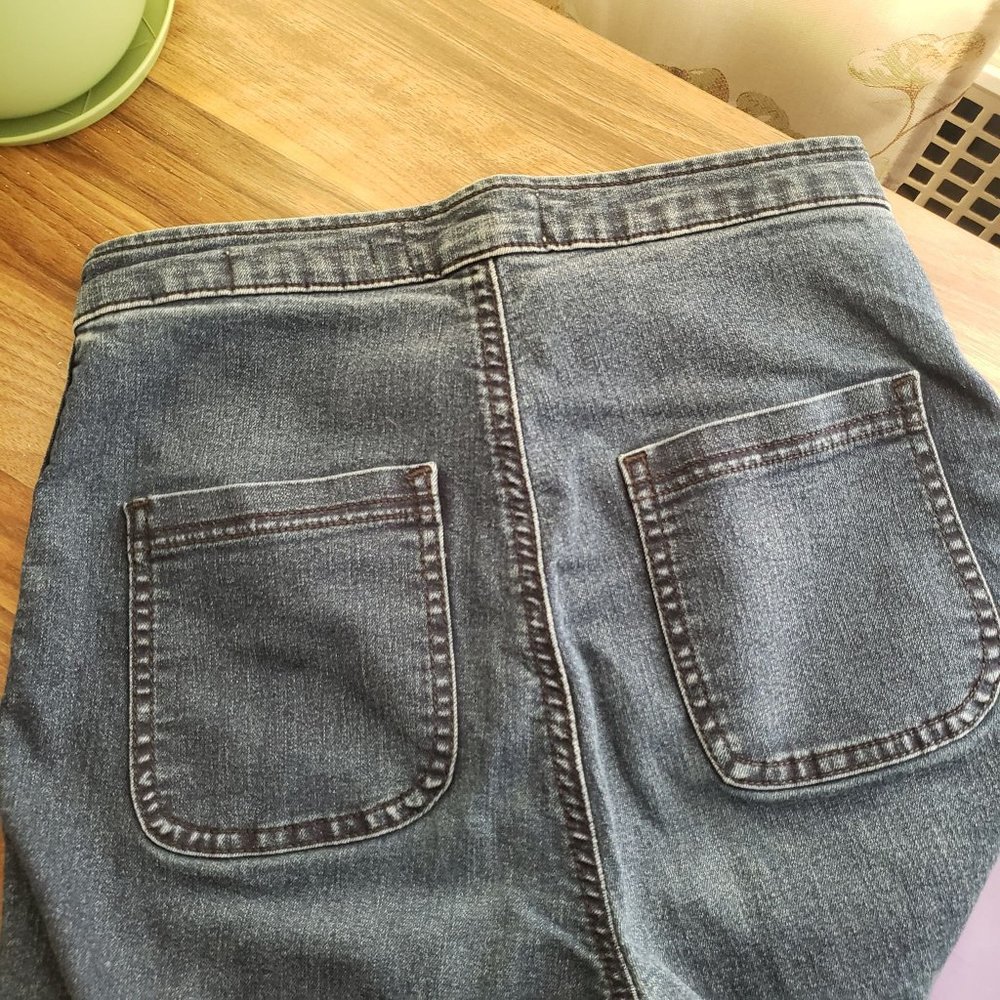 American Apparel The Easy Jean - Set of 3 in Light Wash, Dark Wash, Black Size S - Picture 10 of 14